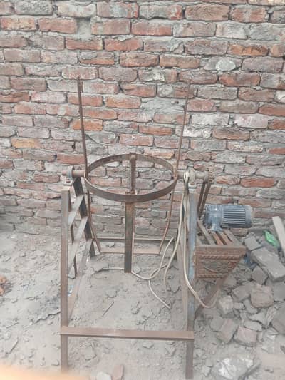 Mixture For molding injection  machine