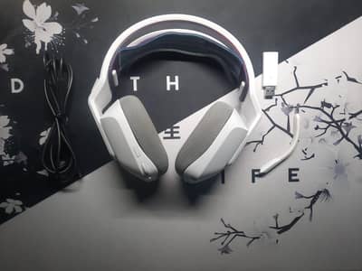 Logitech G733 Lightspeed Headset (Personal Use)