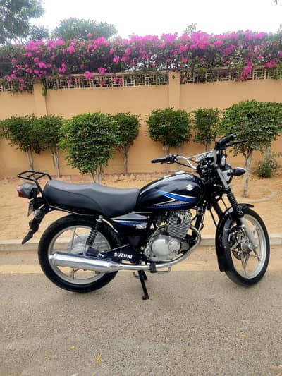 Suzuki gs 150 spechal edition