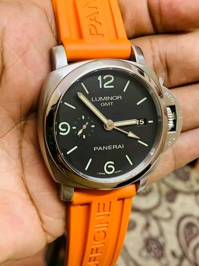 Victorinox Louis Erard Omega Tissot Rado Panerai Seiko Roamer