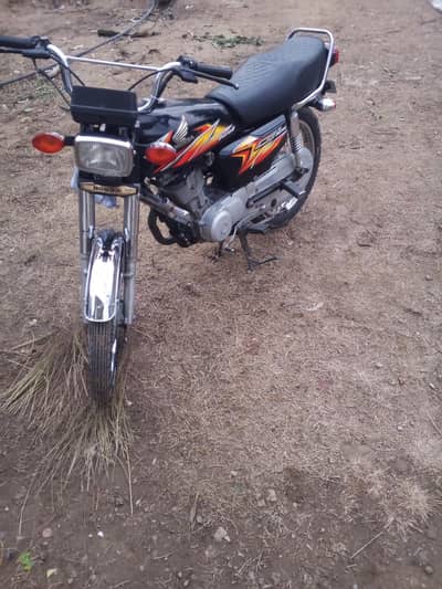 Honda 125 20/21 modl all Punjab number bio available