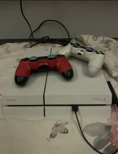 Ps4 jailbreak 1tb with two controller