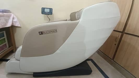 Luxury Massage Chair for Sale. Excellent condition. Mobile#03215207478