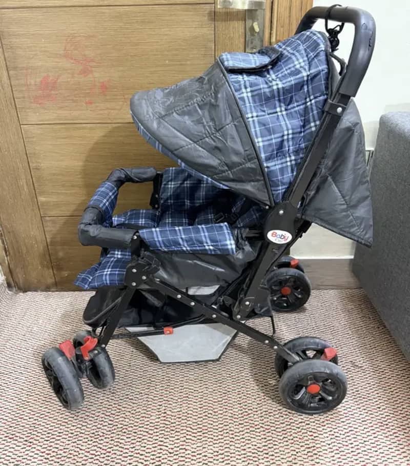 Used Stroller 0