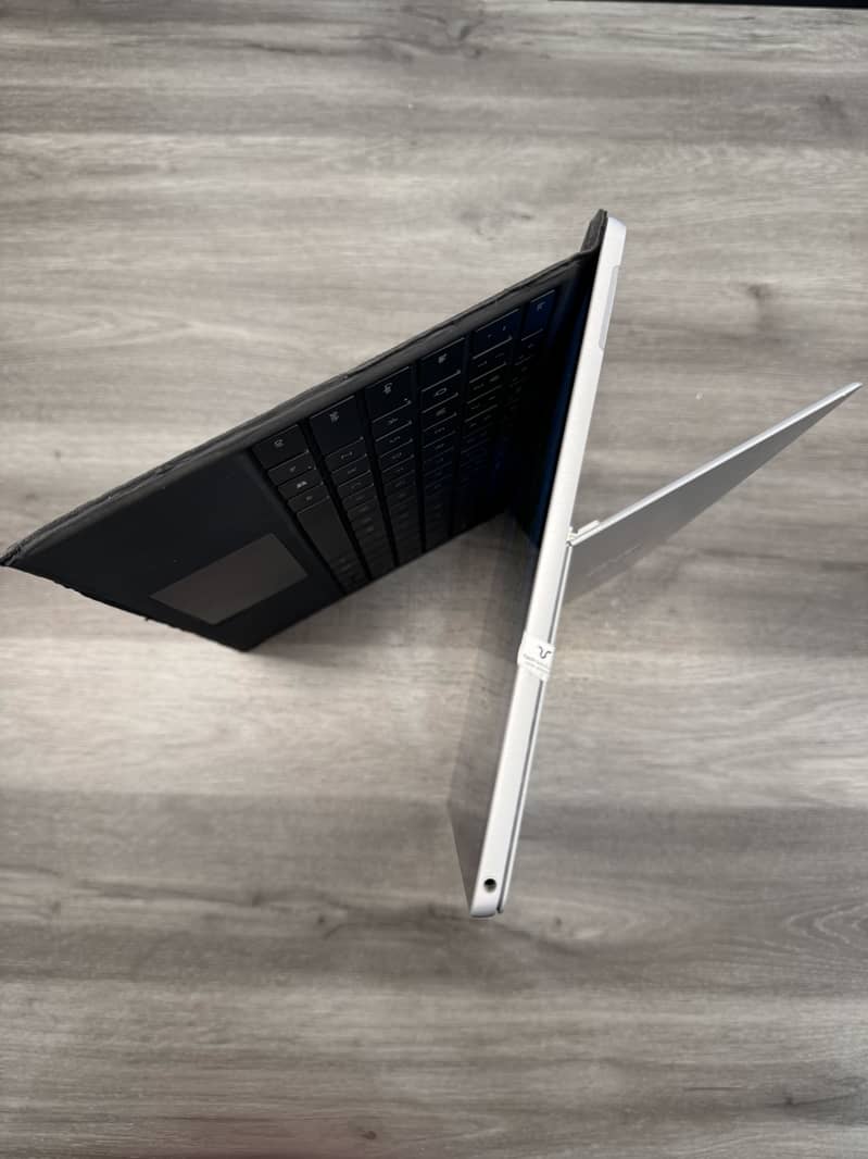 Microsoft Surface Pro 7 4