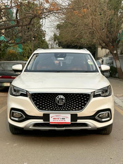 MG HS TROPHY Model 2021