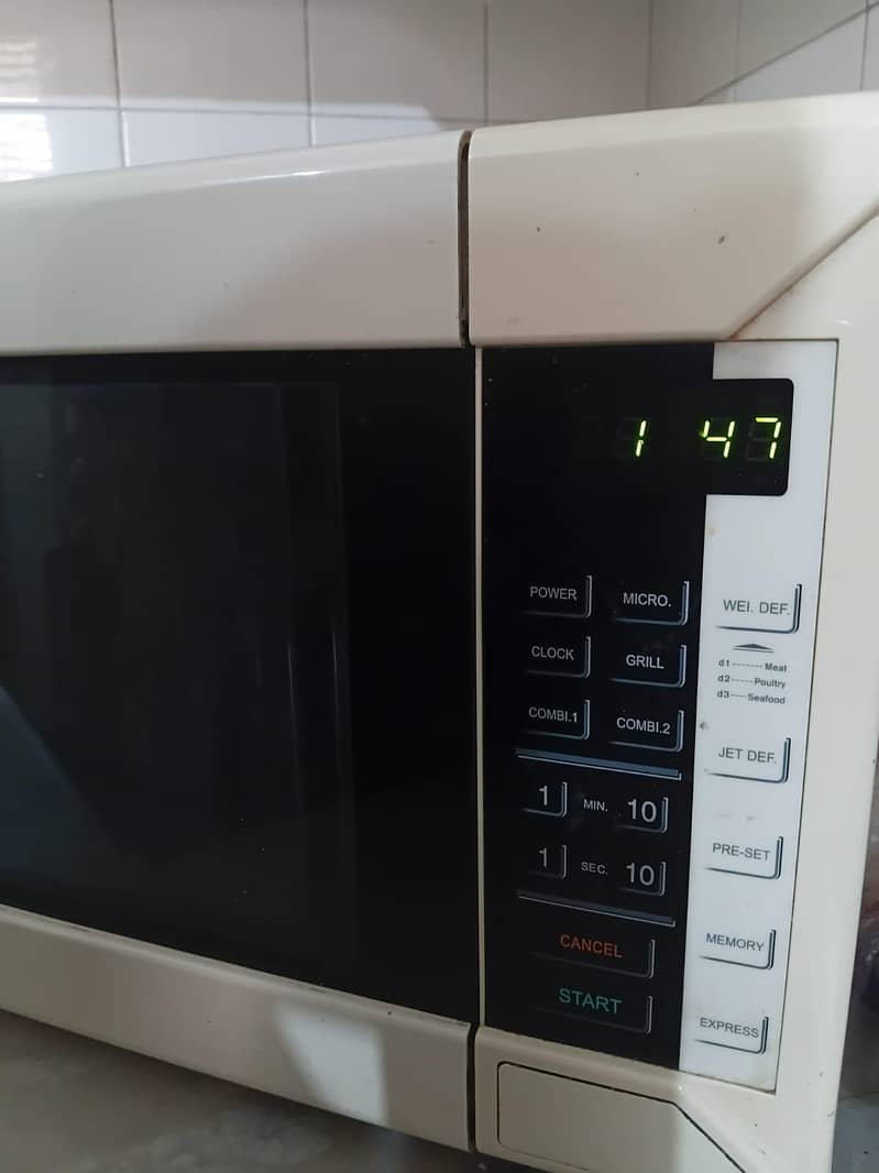 Microwave 1