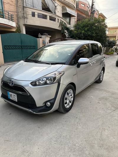 Toyota Sienta