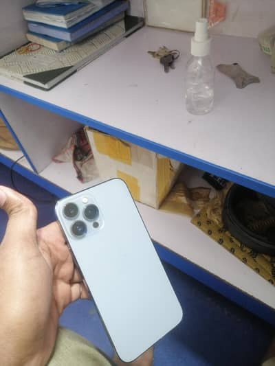 i phone 13 pro max 128 gb condition 10 by 9 alll ok batery health 96