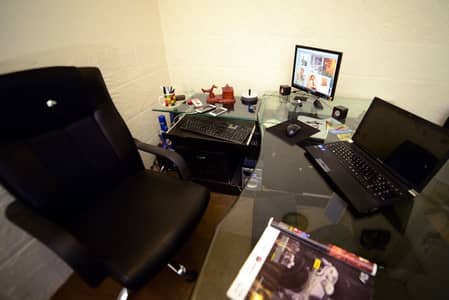 Office table for office use