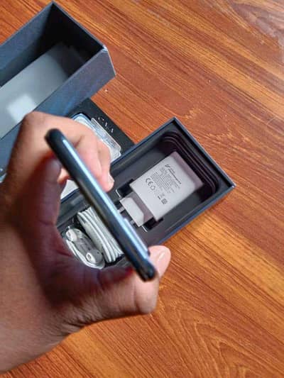 VIVO V21E 923410706758watsapp