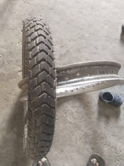 19 ka tyre tube with silver rim