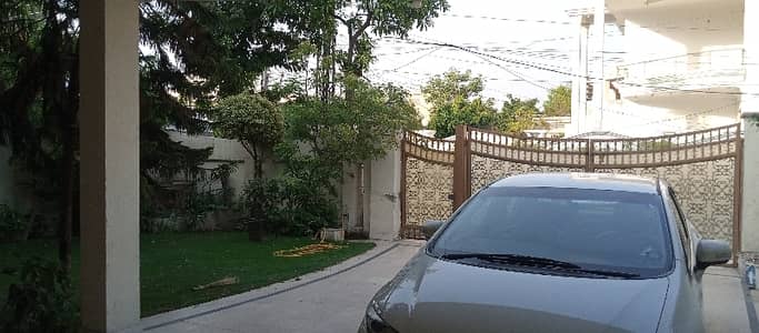 1 Kanal Owner Build Solid Construction Double Story House For Sale In Johar Town Phase 2