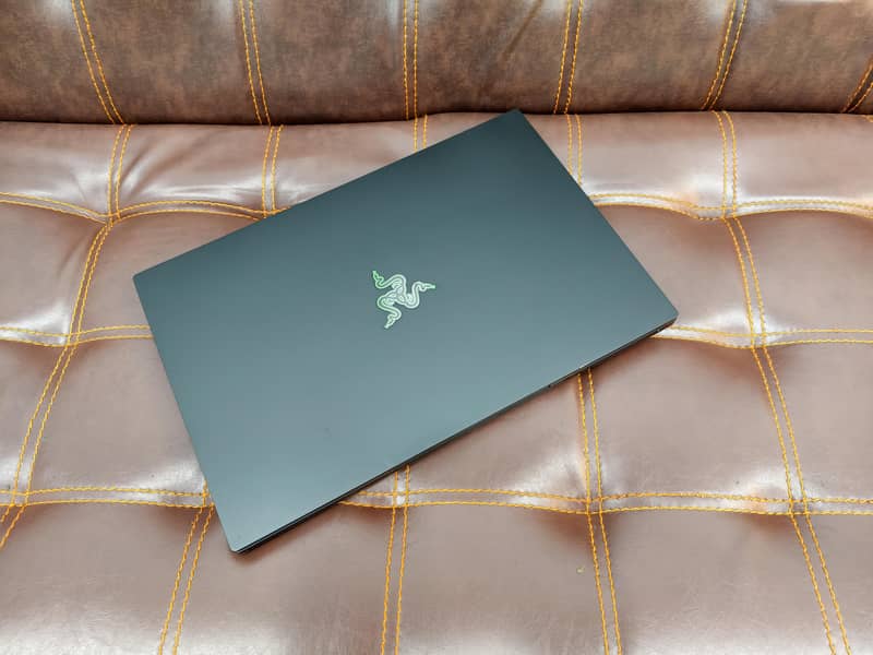 Razer Blade Gaming Laptop - Laptops - 1111472729