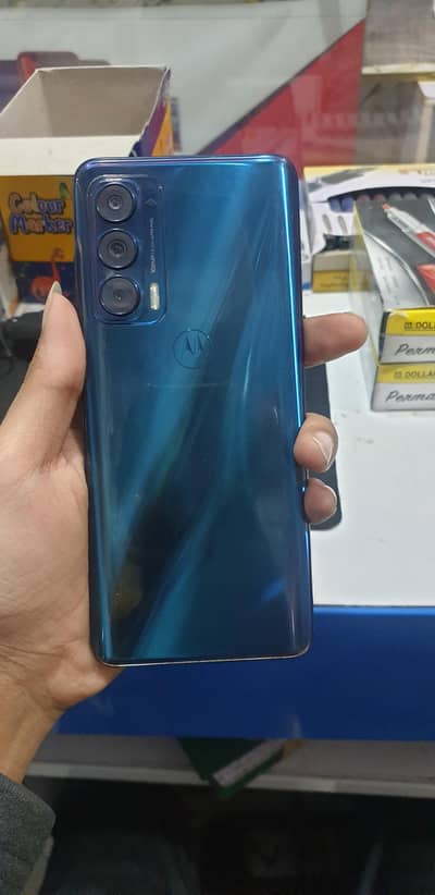 moto edge 2021 8/256