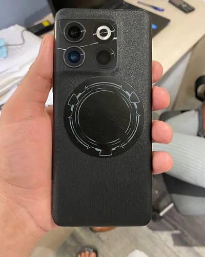 One Plus 10T. . . . 10/10. . watsapp. . 03024074083. .