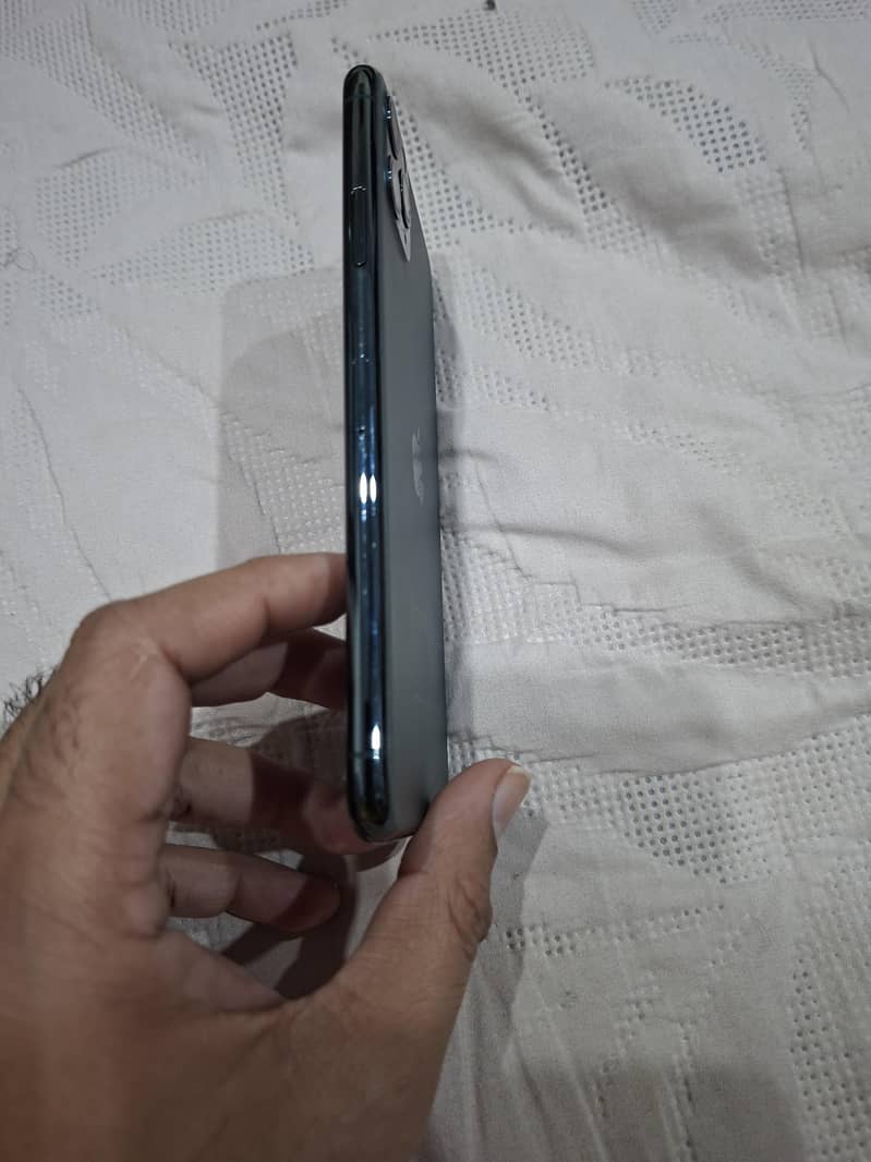 Iphone 11 pro max 1
