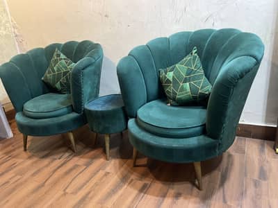 2 seater with center tablej