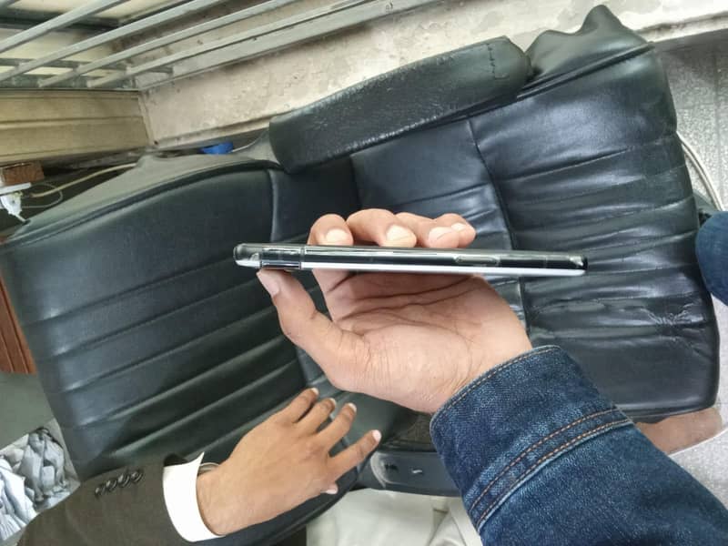 Google pixel 6a 10/10 4