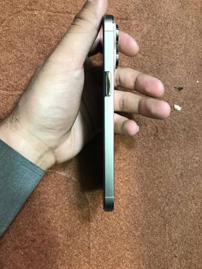 14 pro max 512 Gb golden