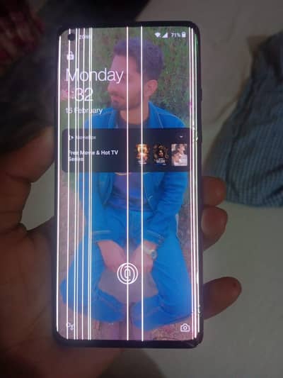 one plus 8 10/ 6 condition good phone pata prove