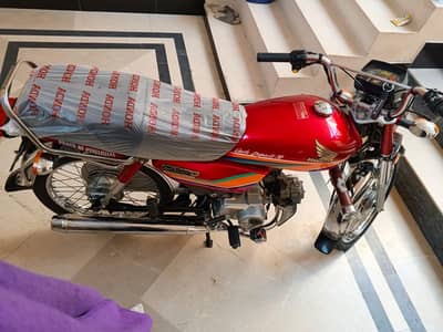 Honda CD70 cc Model 2012 Contact 03293143284