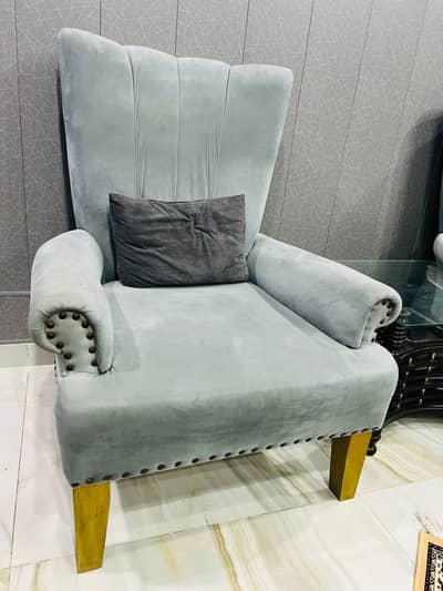 Chairs//Wooden Chairs//Pair of chairs//Chairs for sale//Deewan