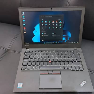 Lenovo Thinkpad x260 8GB 256GB SSD Core i5 6th generation
