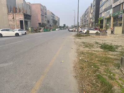 4 Marla Commercial Phase 6, CCA 1, Prime Location to Invest on 70 feet For Constructing a Plaza