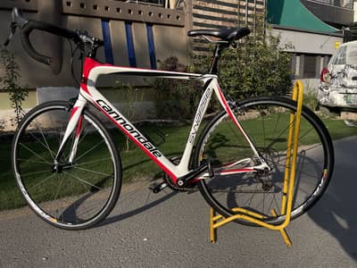 Cannondale synapse 58cm carbon road bike shimano 105 like new