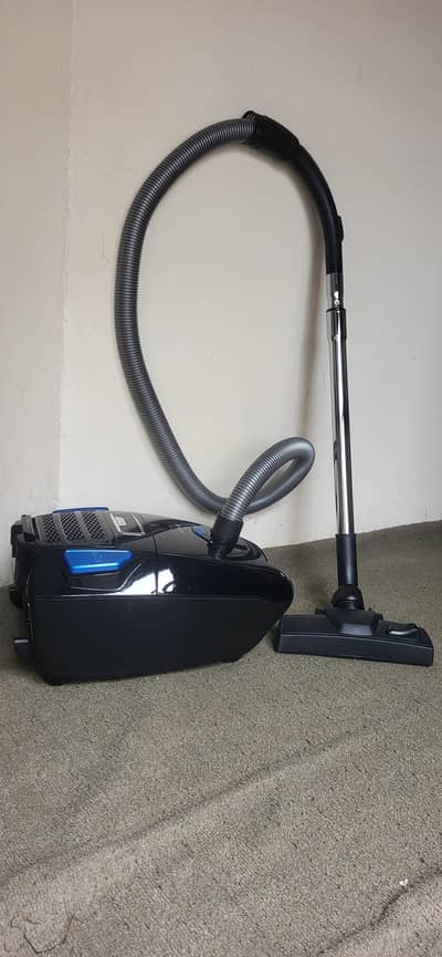 Vacuum Cleaner