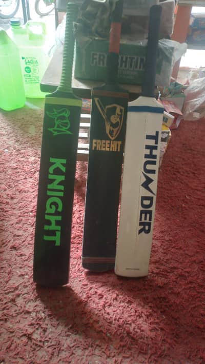 bat for sale good condition