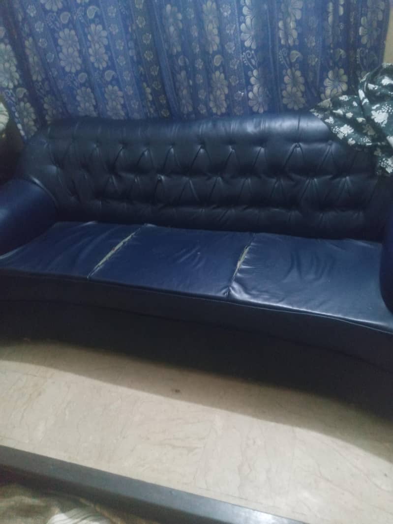 7 sitting sofa 1