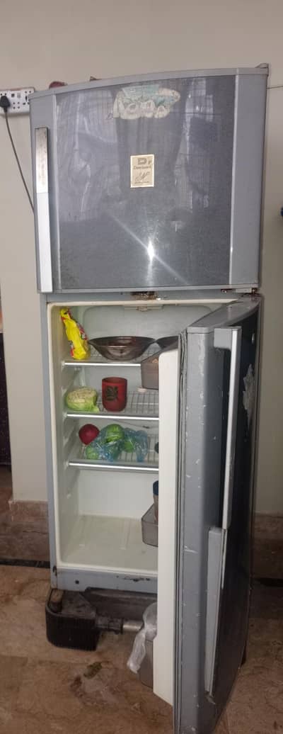 Refrigerator