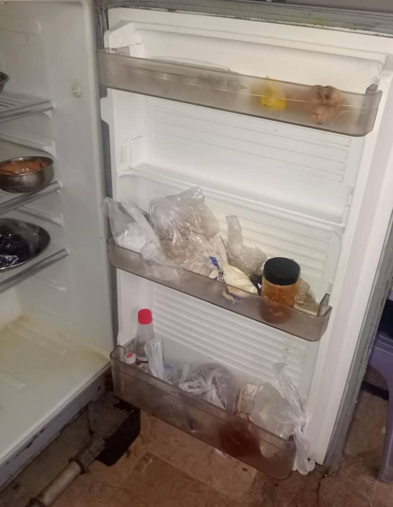 Refrigerator 3