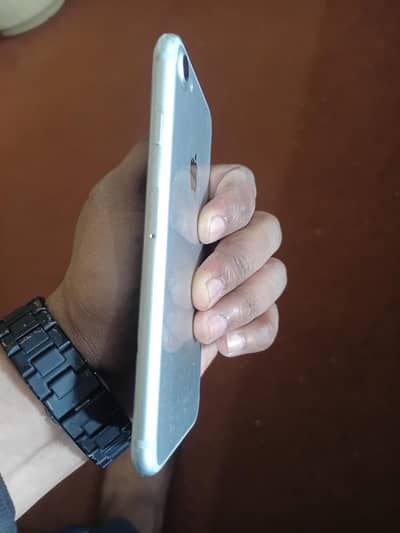 iphone 7 128 GB  non pta