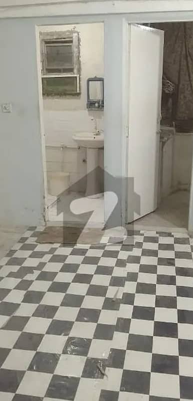 BILLY'S PARADISE FLAT FOR SALE