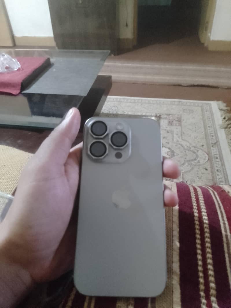 iphone 15 pro 0