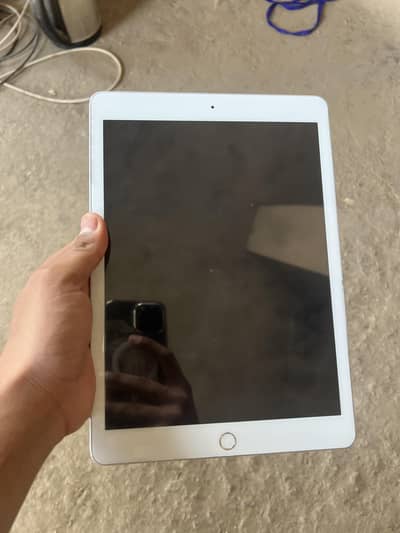 ipad 9th gen for sell urgent