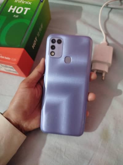 infinix  hote 10  ,,ram rom 4.64. with box charger