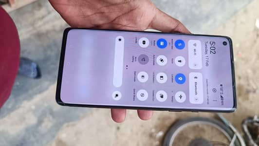 OnePlus 8 5G urgent sale