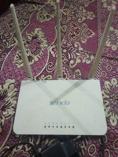 tenda router Wi-Fi 3 antny wala condition 10 by 10