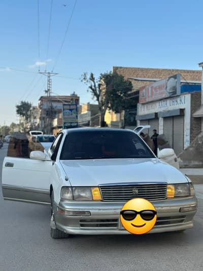 Royal Crown in good condition  full auto expensive rims and tyres