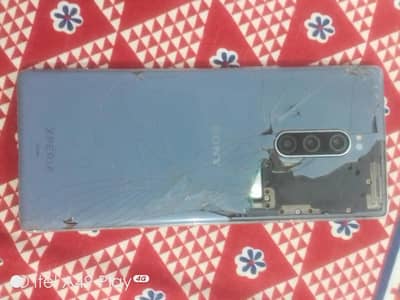 sony Xperia 1. non pata. back toti hai Hoya hai location sukkur hai