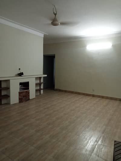 Upper Portion For Rent At The Prime Location In Saddar Officer Colony