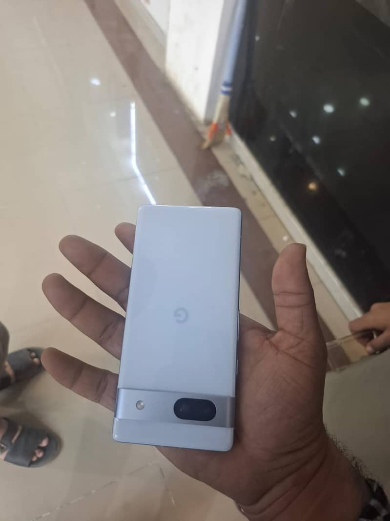 Google pixel 7A 1