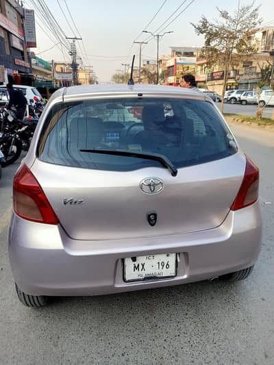 vitz For sale 1300 cc