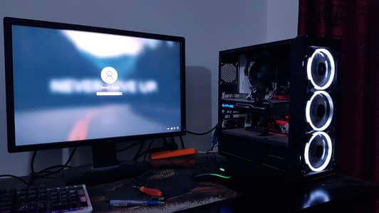 Ryen 5 2600 with Rx580 4GB GPU