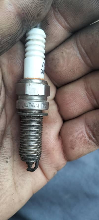 japani plug for sale only 300 km chaly huy ha