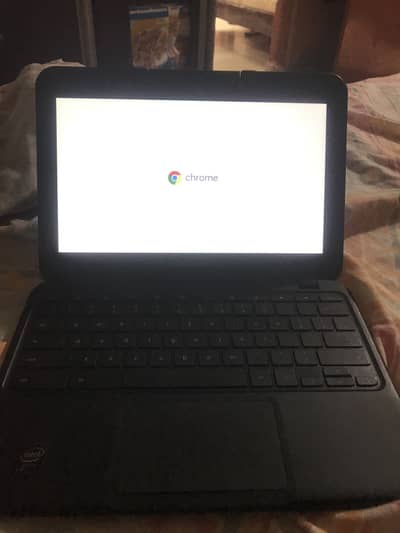 Lenovo chromebook 4gb 64gb vip condition neat and clean condition